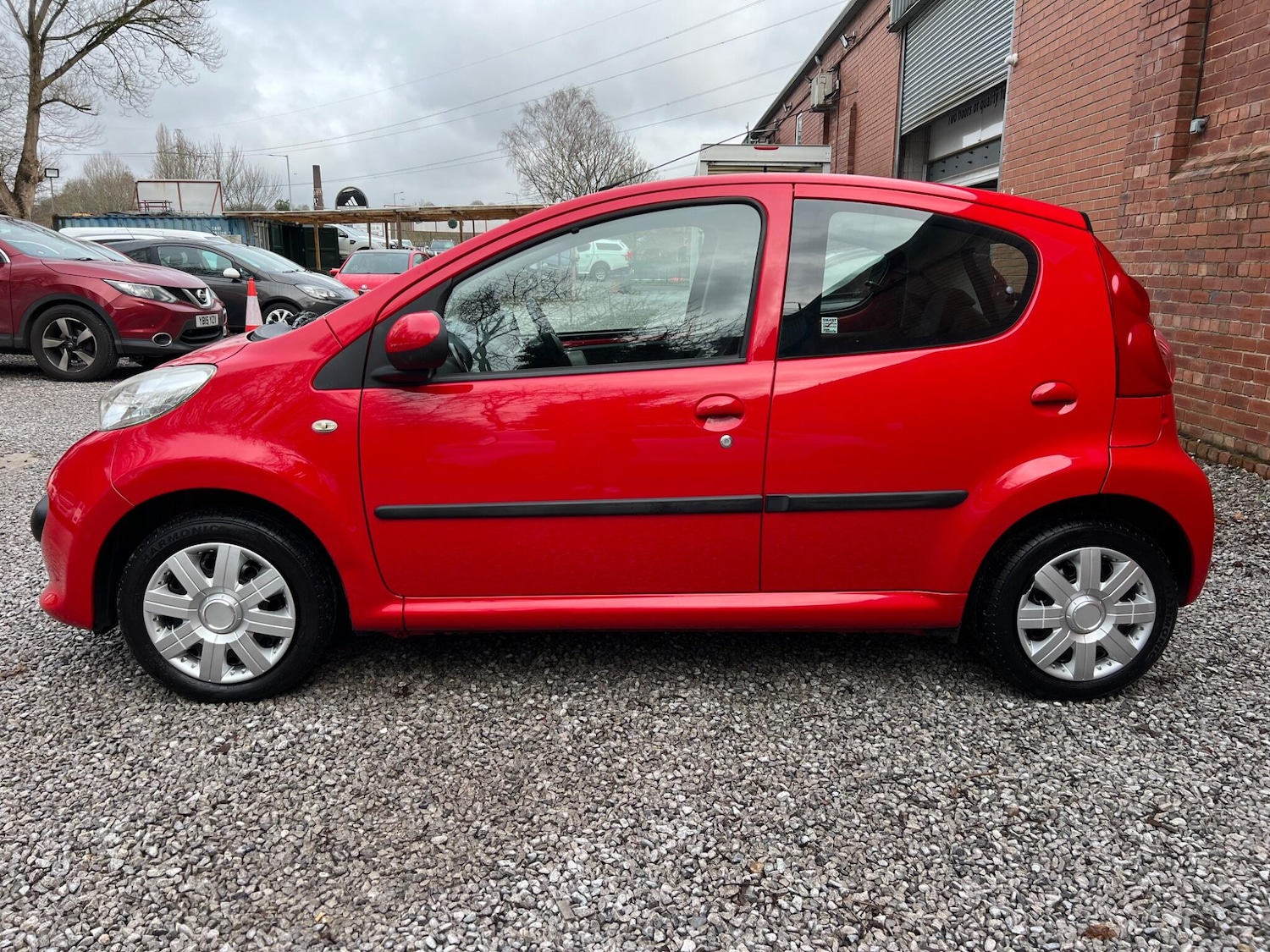Used Peugeot 107 2008 for sale - 77695959: Photo 4