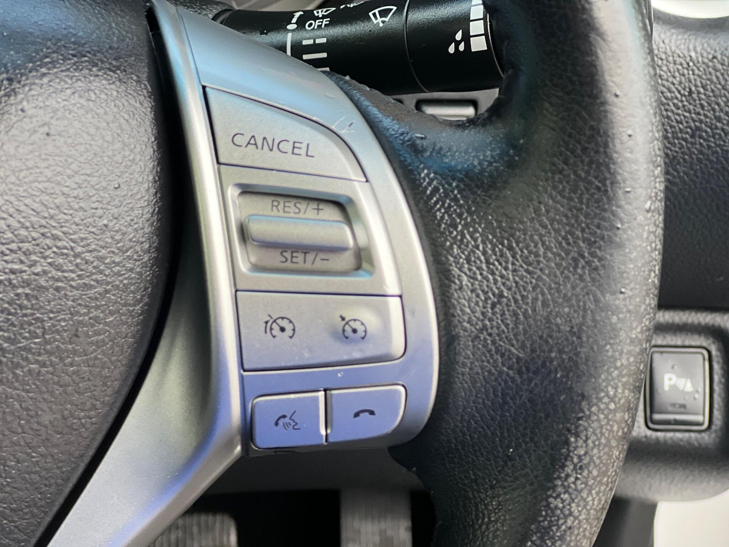 Used Nissan Navara 2017 for sale - 76377308: Photo 17