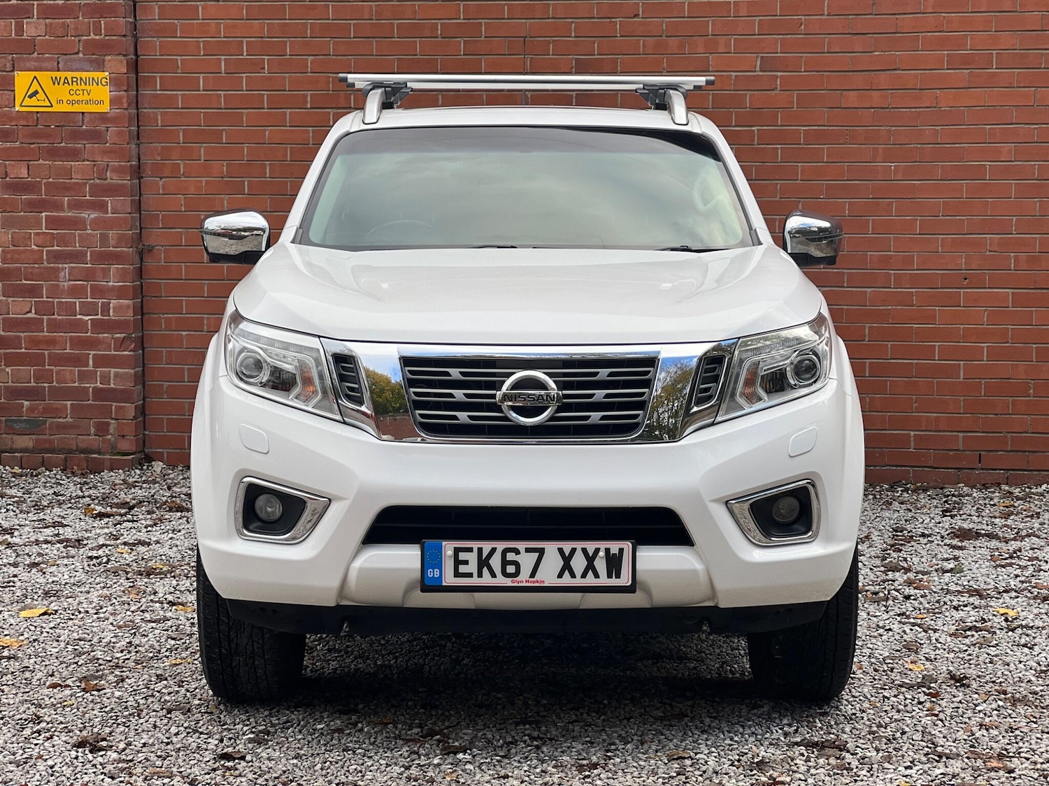 Used Nissan Navara 2017 for sale - 76377308: Photo 2