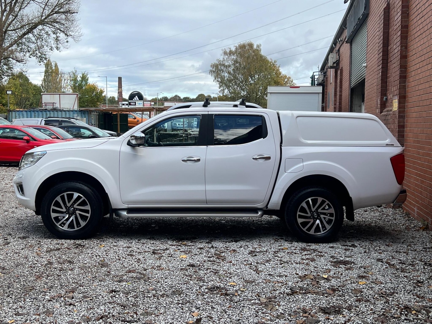 Used Nissan Navara 2017 for sale - 76377308: Photo 4