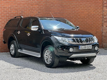 Mitsubishi - L200