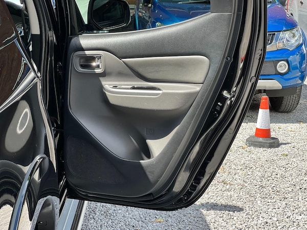 Used Mitsubishi L200 2018 for sale - 74837795: Photo 42