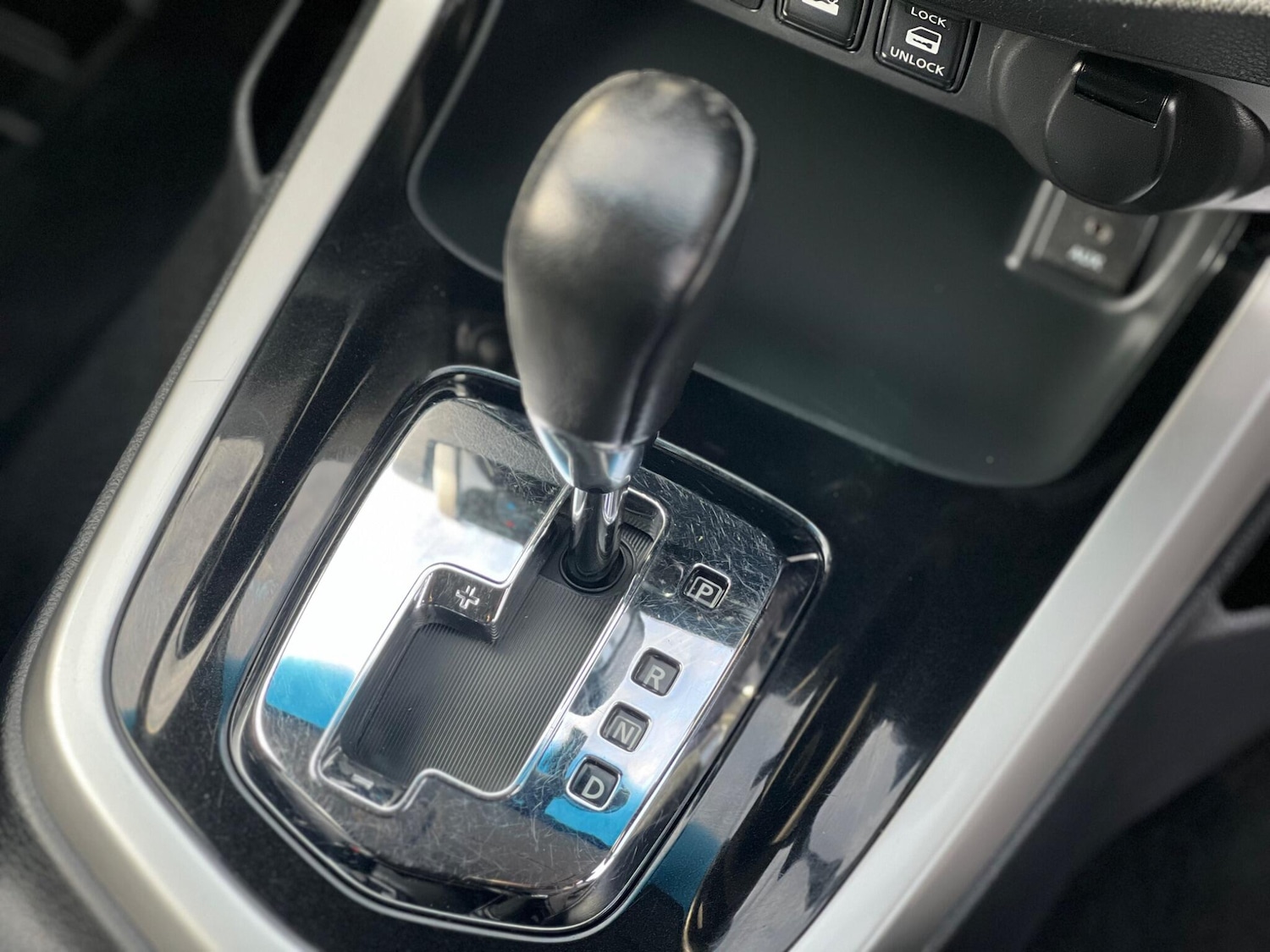 Used Nissan Navara 2018 for sale - 77202430: Photo 19