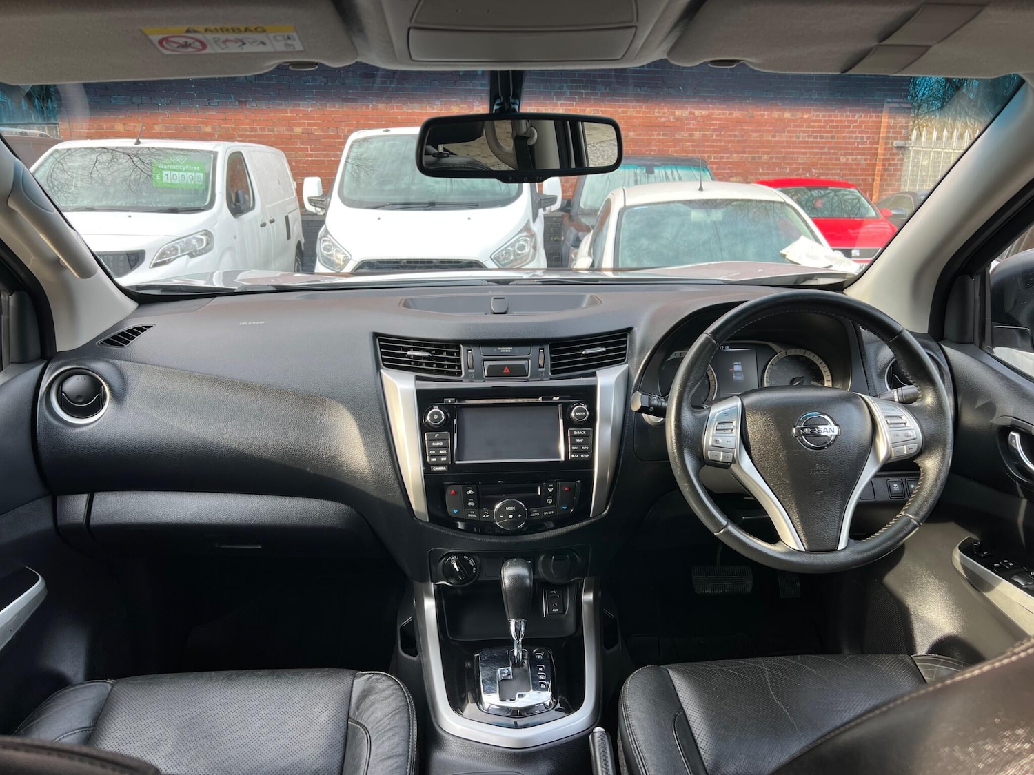 Used Nissan Navara 2018 for sale - 77202430: Photo 35