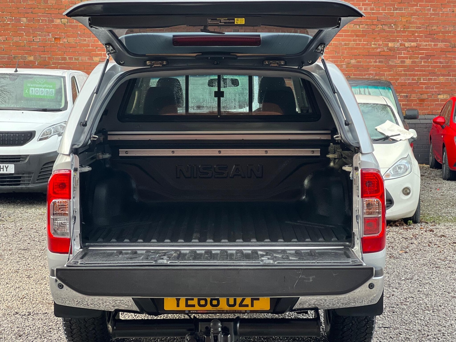 Used Nissan Navara 2018 for sale - 77202430: Photo 41