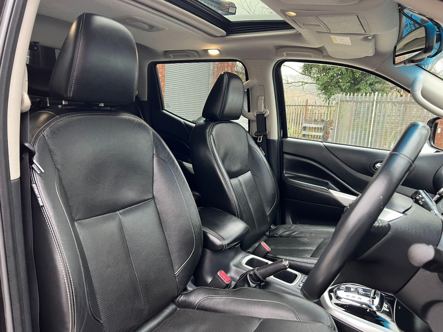 Used Nissan Navara 2016 for sale - 77426074: Photo 31