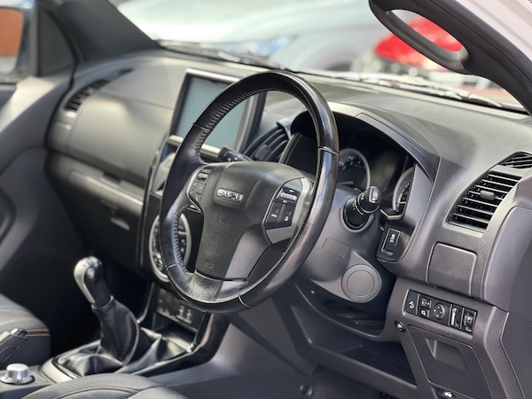 Used Isuzu D-Max 2018 for sale - 76059384: Photo 16