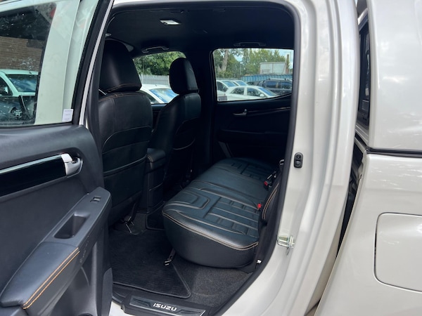 Used Isuzu D-Max 2018 for sale - 76059384: Photo 32