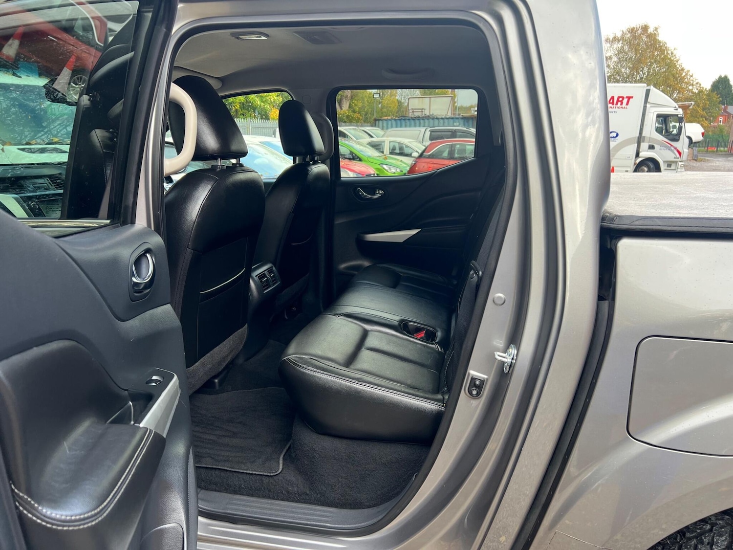 Used Nissan Navara 2016 for sale - 76399358: Photo 30