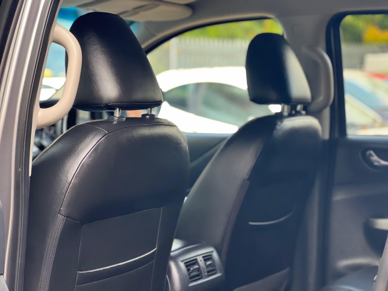 Used Nissan Navara 2016 for sale - 76399358: Photo 31