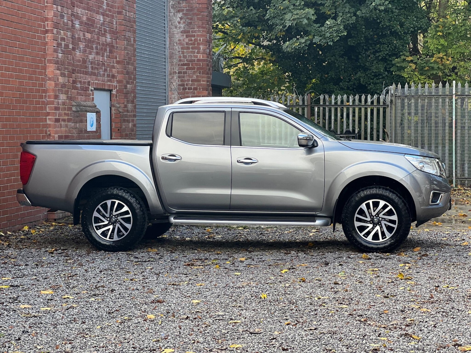 Used Nissan Navara 2016 for sale - 76399358: Photo 4