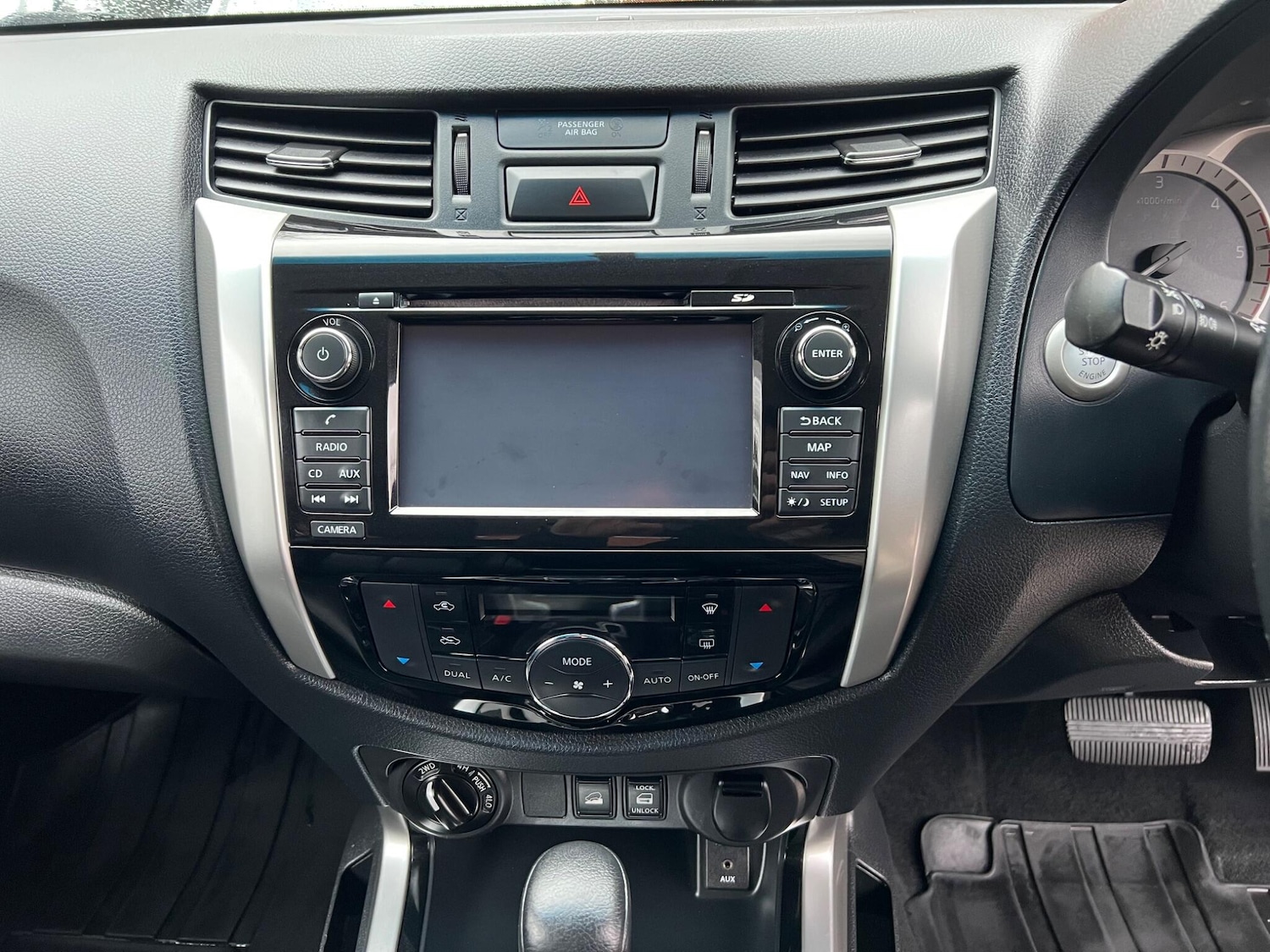 Used Nissan Navara 2017 for sale - 77155316: Photo 18