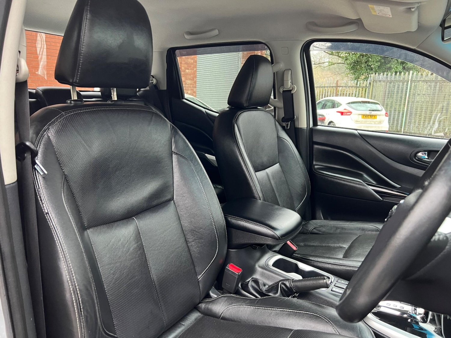 Used Nissan Navara 2017 for sale - 77155316: Photo 27