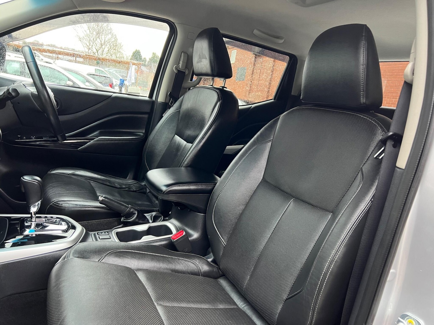 Used Nissan Navara 2017 for sale - 77155316: Photo 32