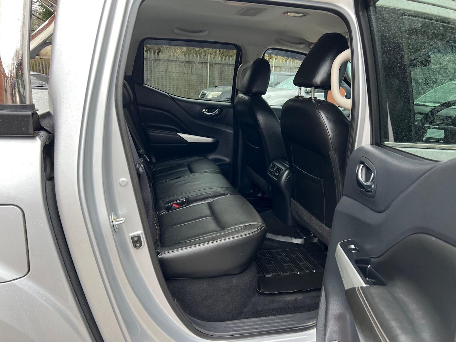 Used Nissan Navara 2017 for sale - 77155316: Photo 38