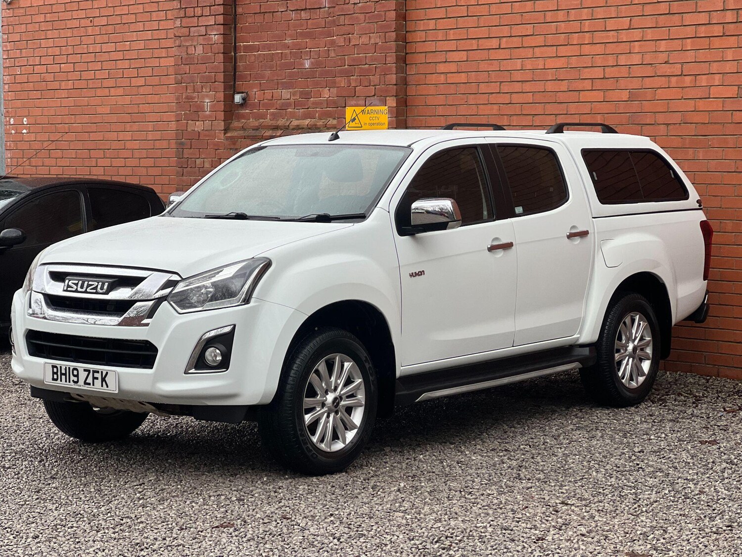 Used Isuzu D-Max 2019 for sale - 77573858: Photo 3