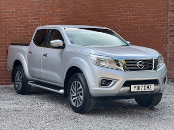 Used Nissan Navara 2017 for sale - 75732375: Photo