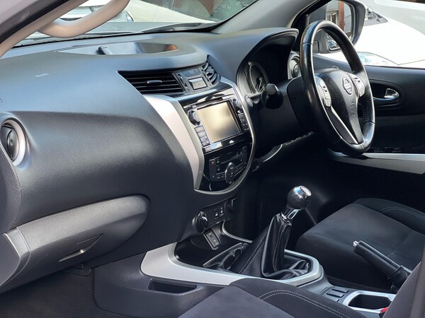 Used Nissan Navara 2017 for sale - 75732375: Photo 22