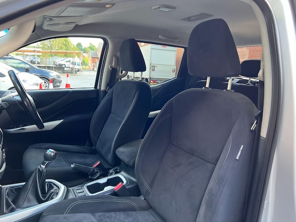 Used Nissan Navara 2017 for sale - 75732375: Photo 23