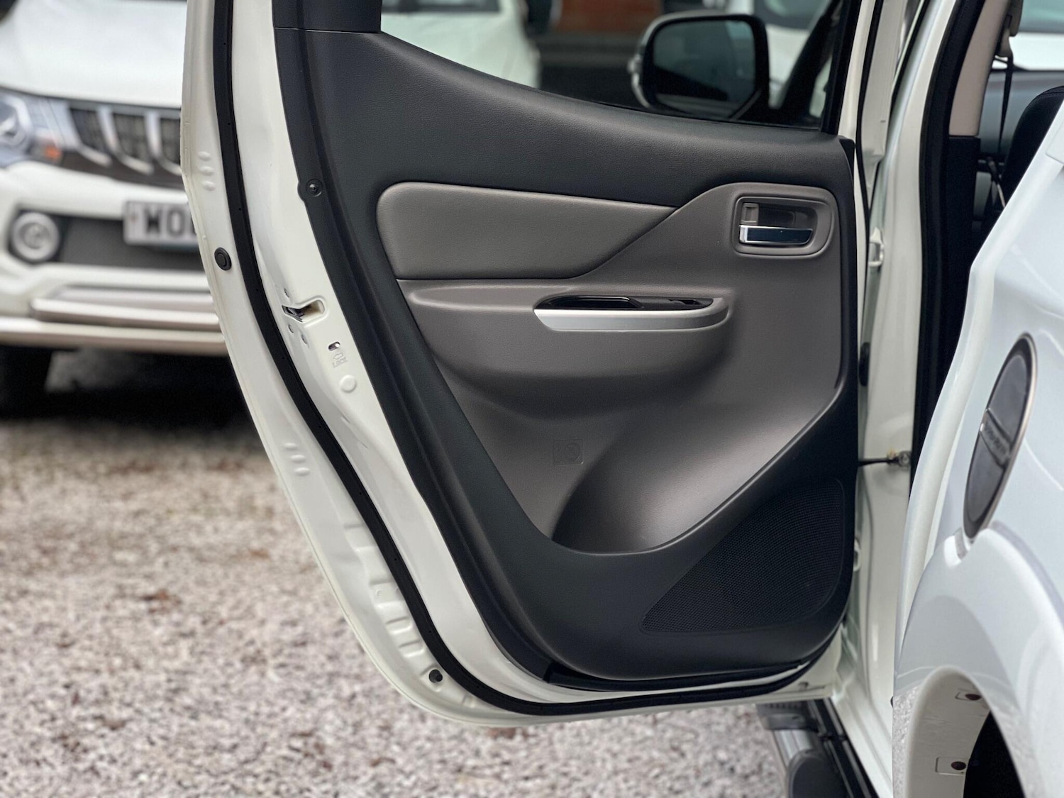 Used Mitsubishi L200 2016 for sale - 77041009: Photo 34