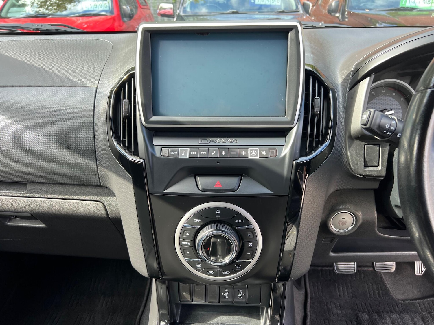 Used Isuzu D-Max 2018 for sale - 76989903: Photo 17