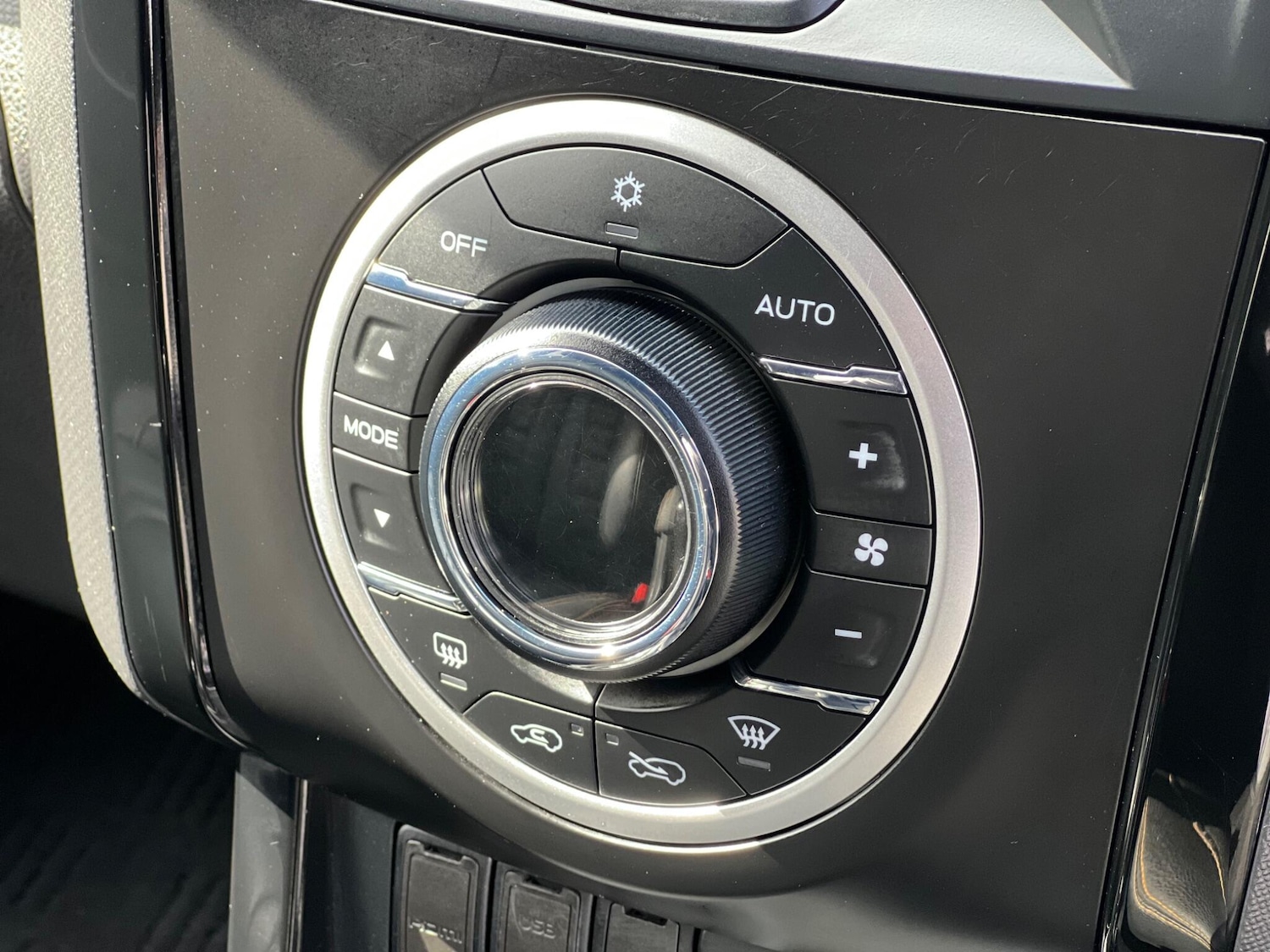 Used Isuzu D-Max 2018 for sale - 76989903: Photo 20