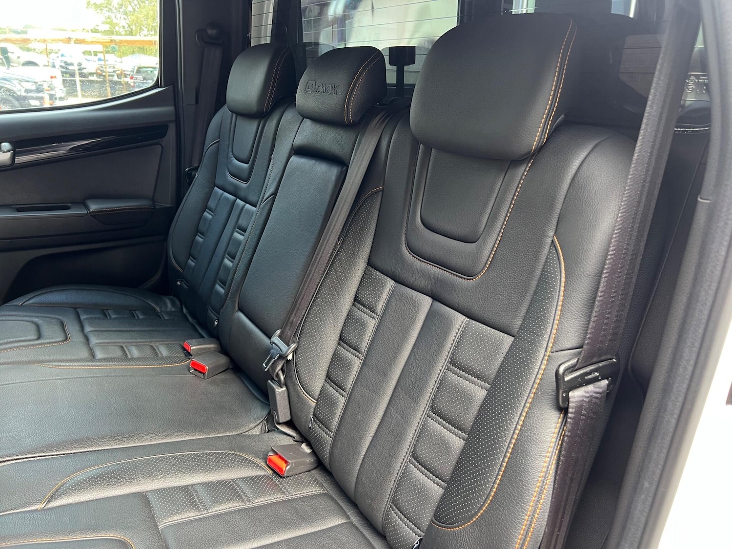 Used Isuzu D-Max 2018 for sale - 76989903: Photo 34