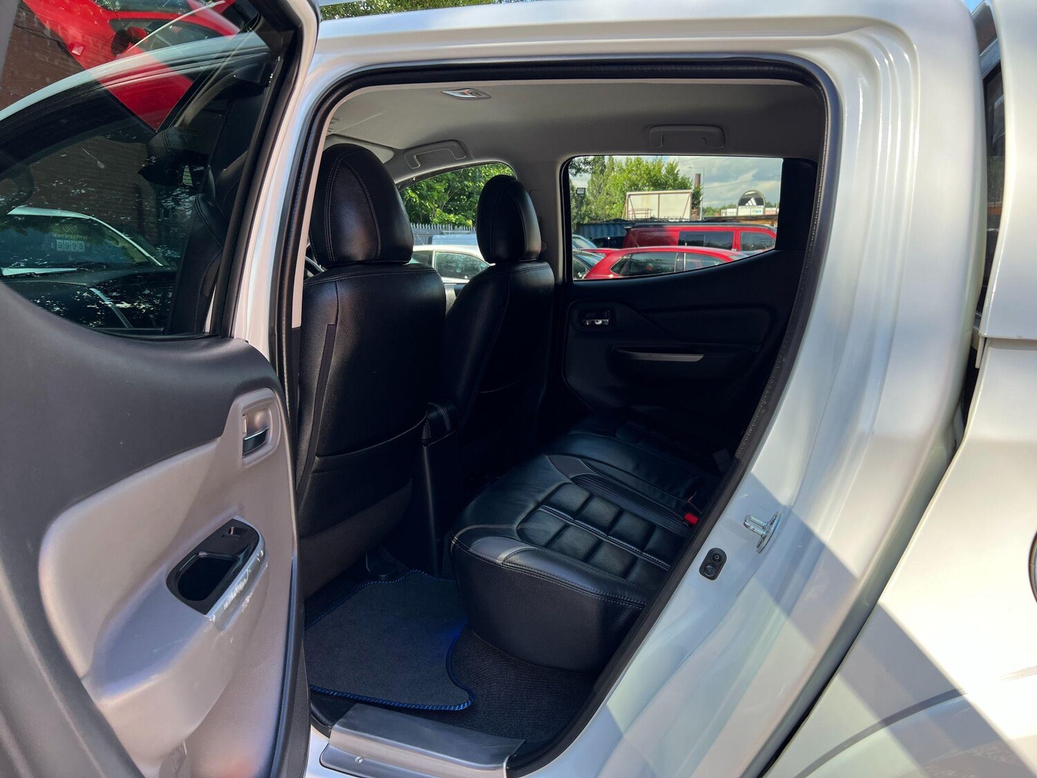 Vehicle 33