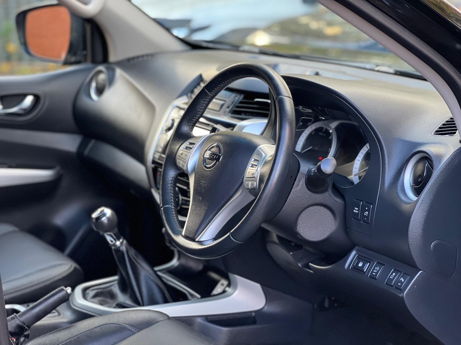 Used Nissan Navara 2017 for sale - 76440549: Photo 18