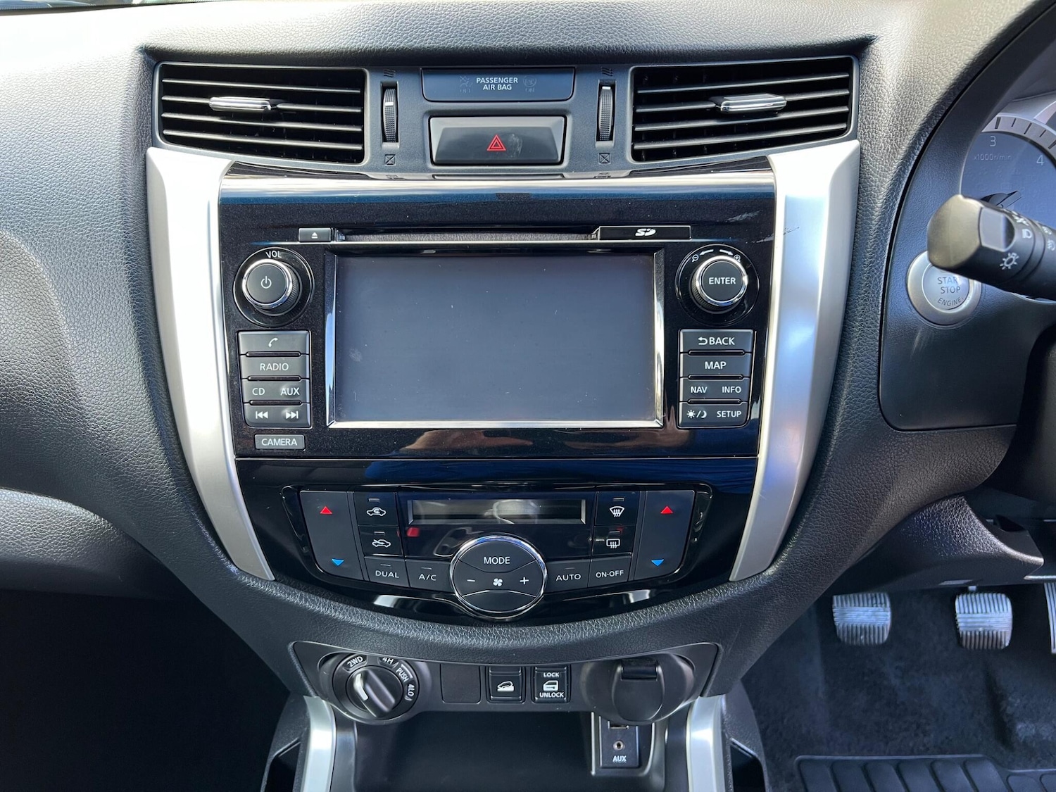 Used Nissan Navara 2017 for sale - 76440549: Photo 19