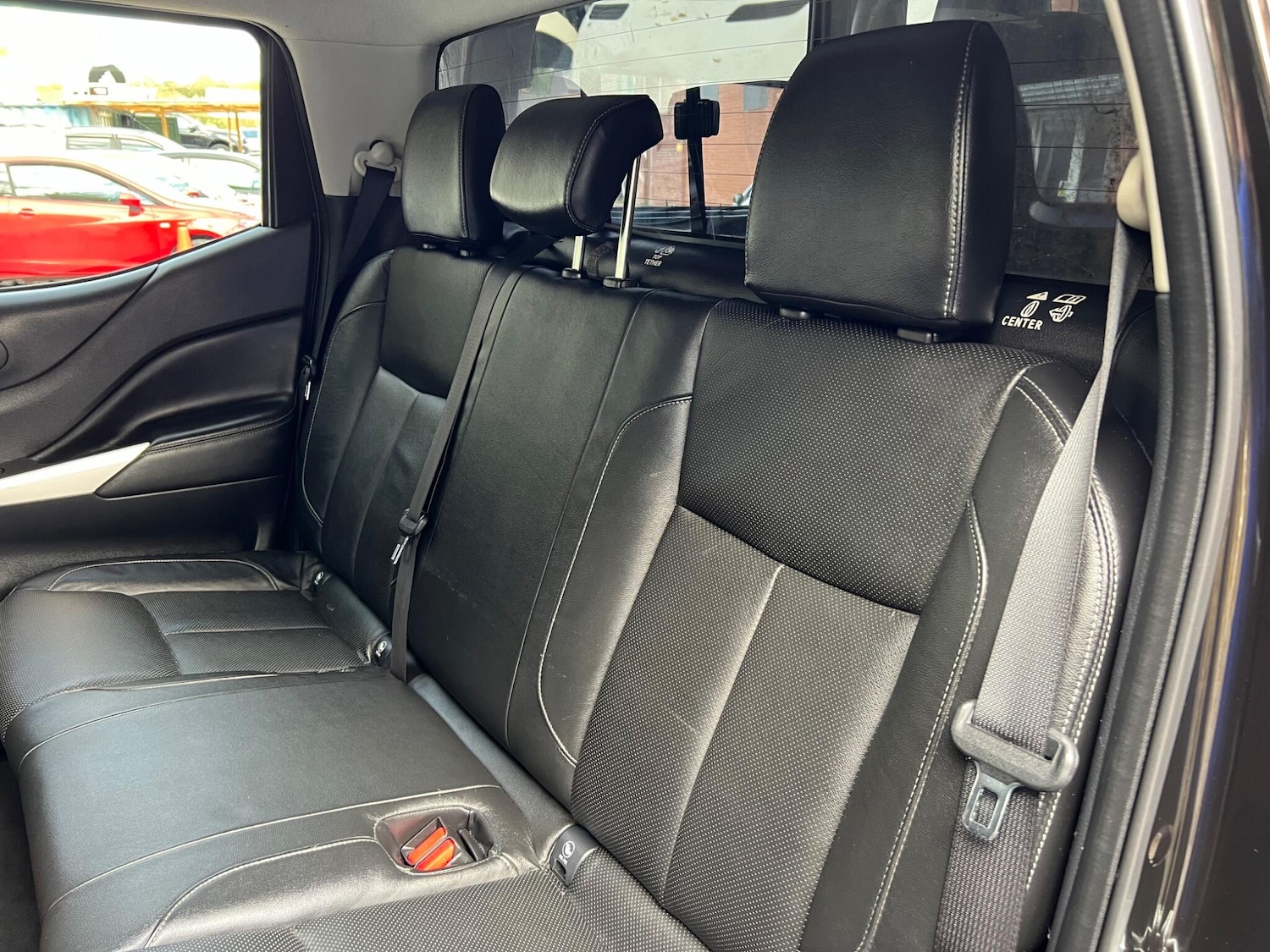 Used Nissan Navara 2017 for sale - 76440549: Photo 38