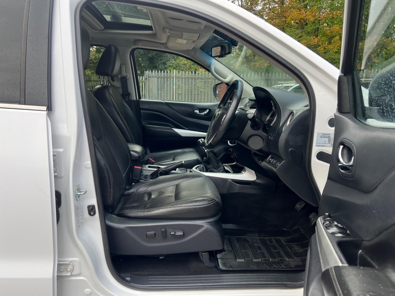 Used Nissan Navara 2017 for sale - 76989558: Photo 10