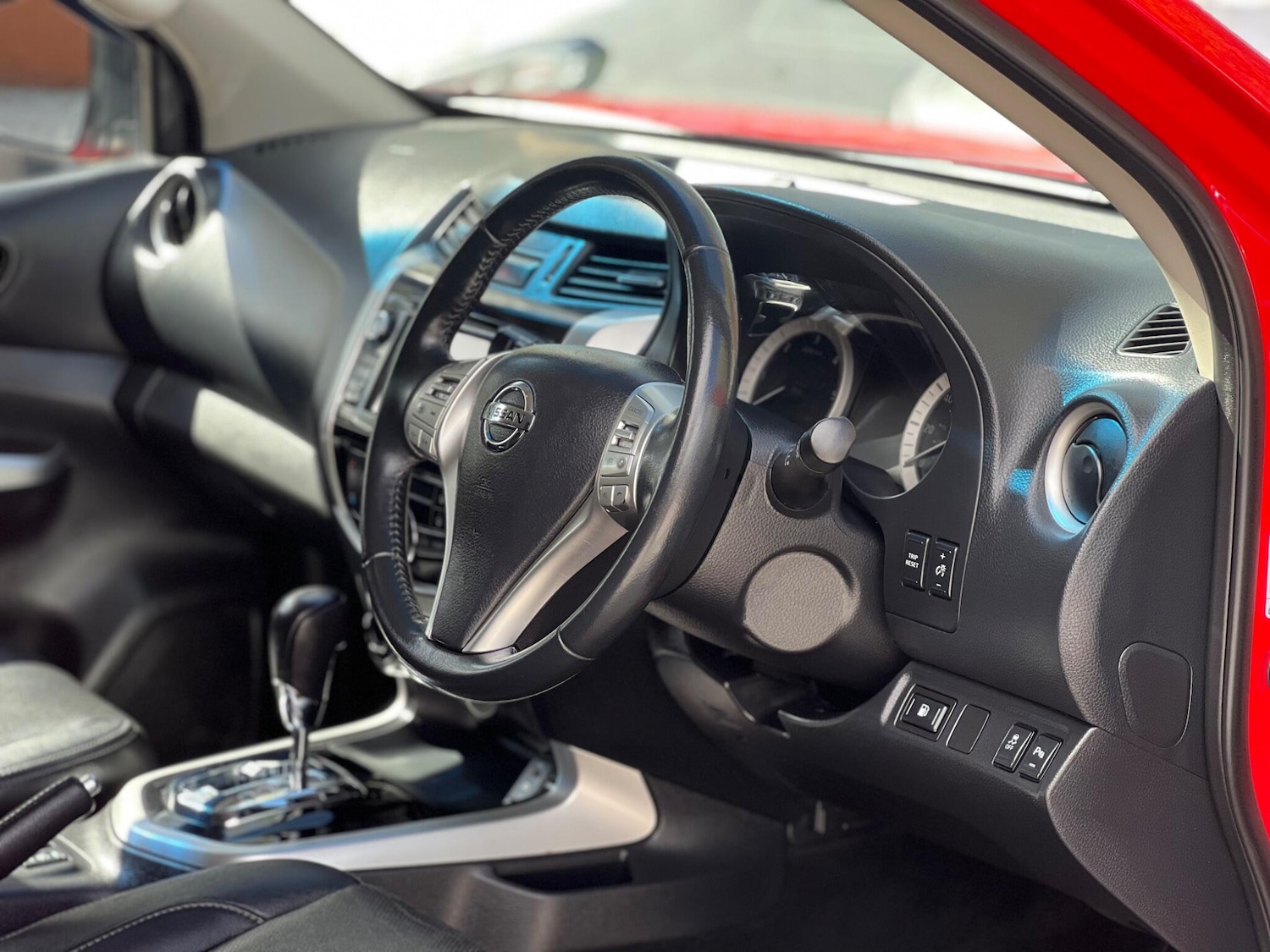 Used Nissan Navara for sale - 78214834: Photo 14