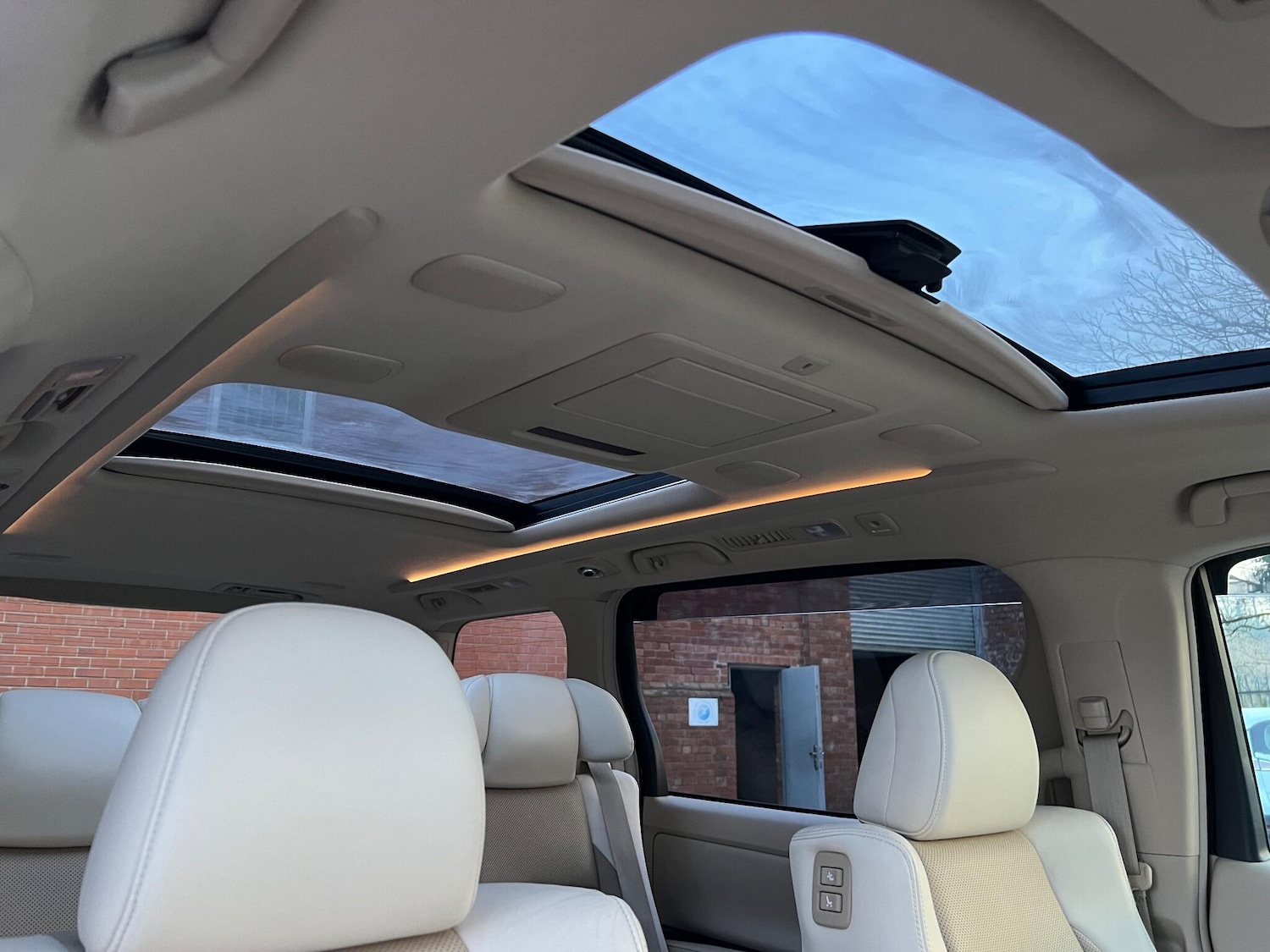 Used Toyota Alphard 2025 for sale - 77040959: Photo 25