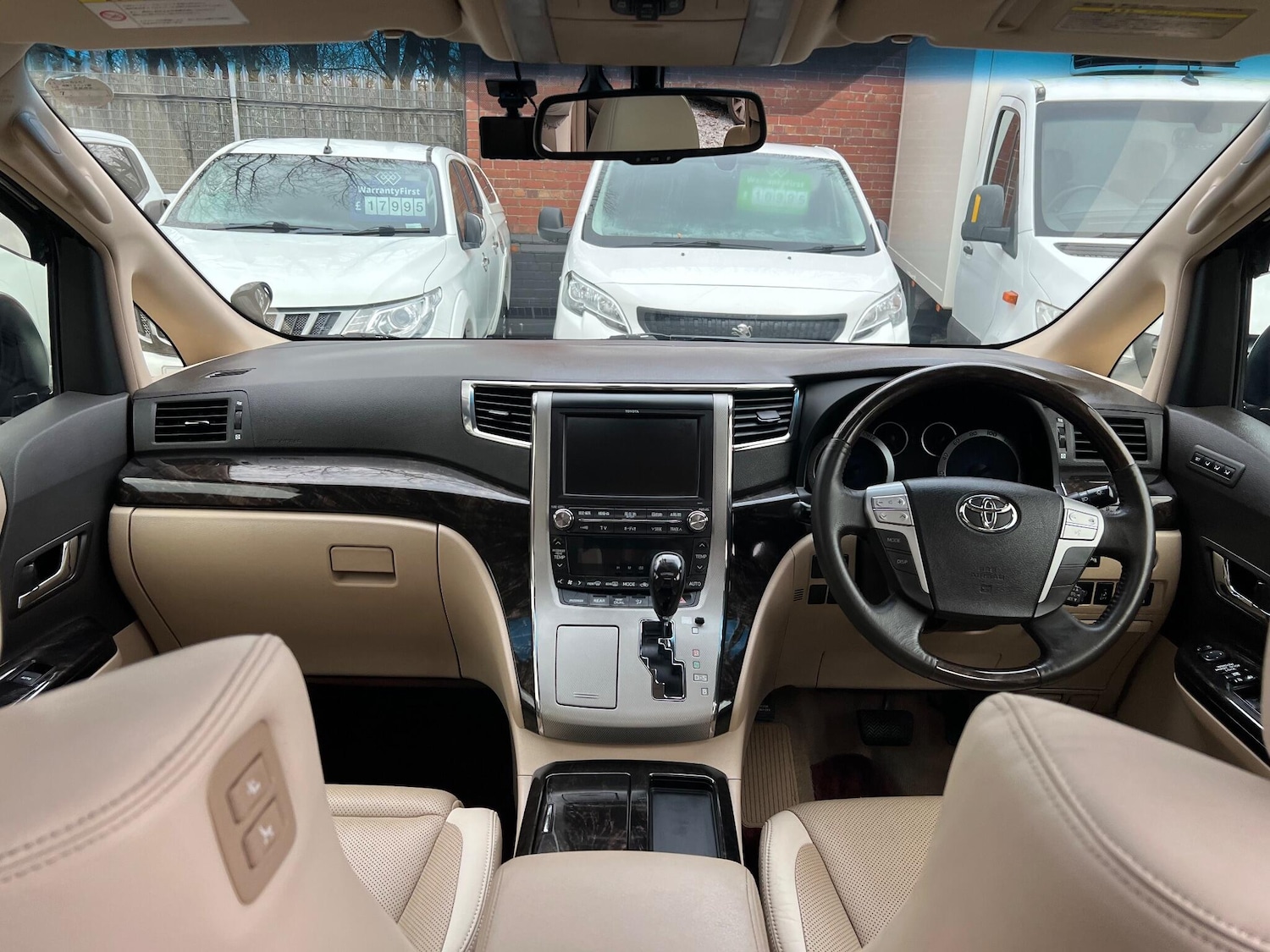 Used Toyota Alphard 2025 for sale - 77040959: Photo 43