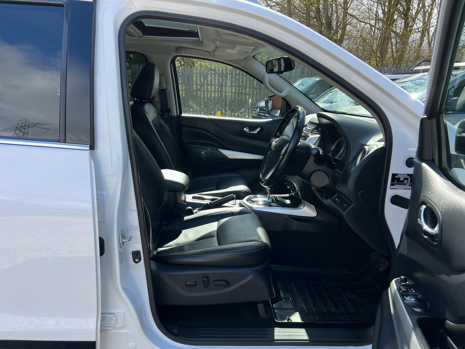 Used Nissan Navara 2019 for sale - 78100612: Photo 17