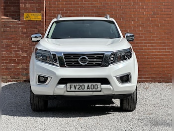 Used Nissan Navara 2020 for sale - 79484567: Photo