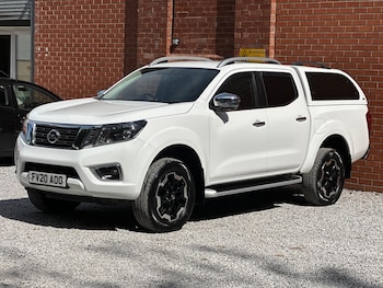 Used Nissan Navara 2020 for sale - 79484567: Photo