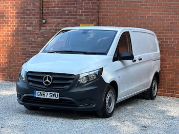 Used Mercedes-Benz Vito 2017 for sale - 79609339: Photo