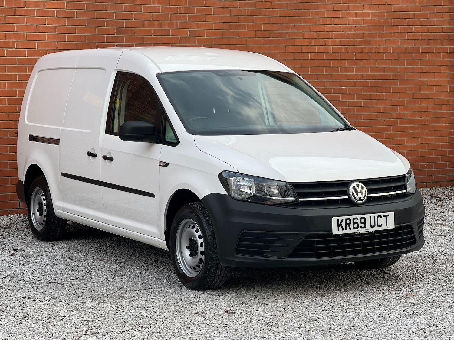 Used Volkswagen Caddy Maxi 2019 for sale - 77794277: Photo 1