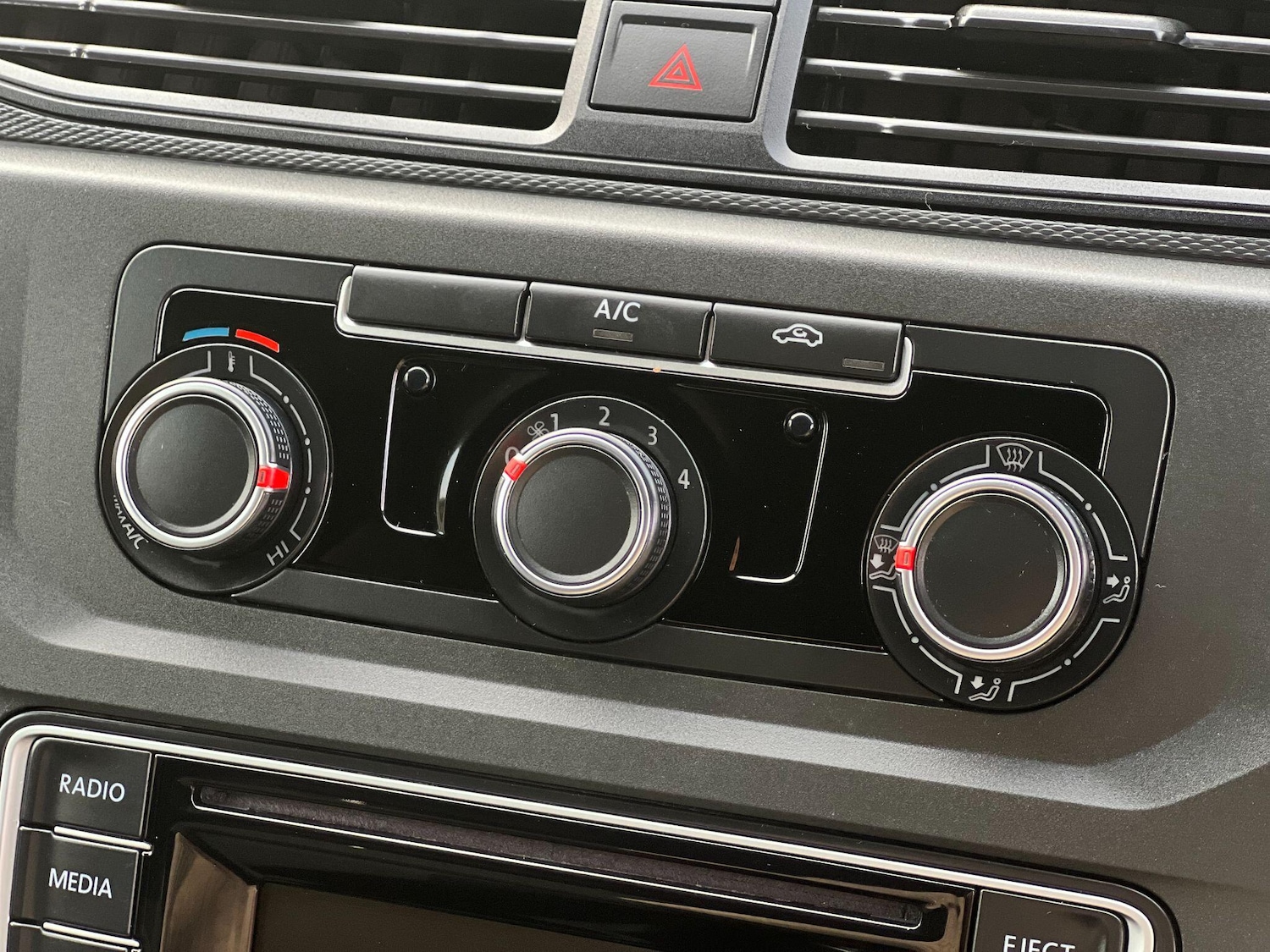 Used Volkswagen Caddy Maxi 2019 for sale - 77794277: Photo 12