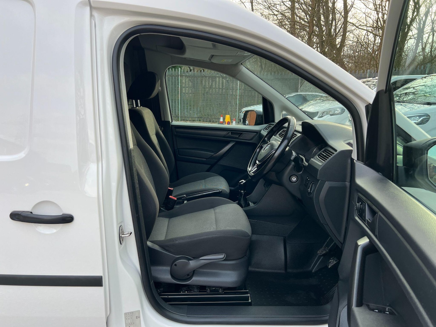 Used Volkswagen Caddy Maxi 2019 for sale - 77794277: Photo 9