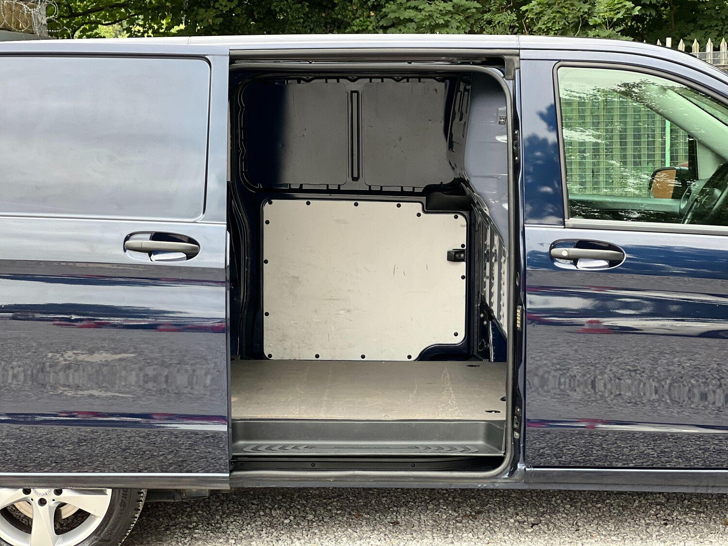 Vehicle 33