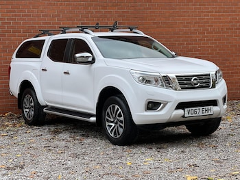 Used Nissan Navara 2017 for sale - 76989869: Photo