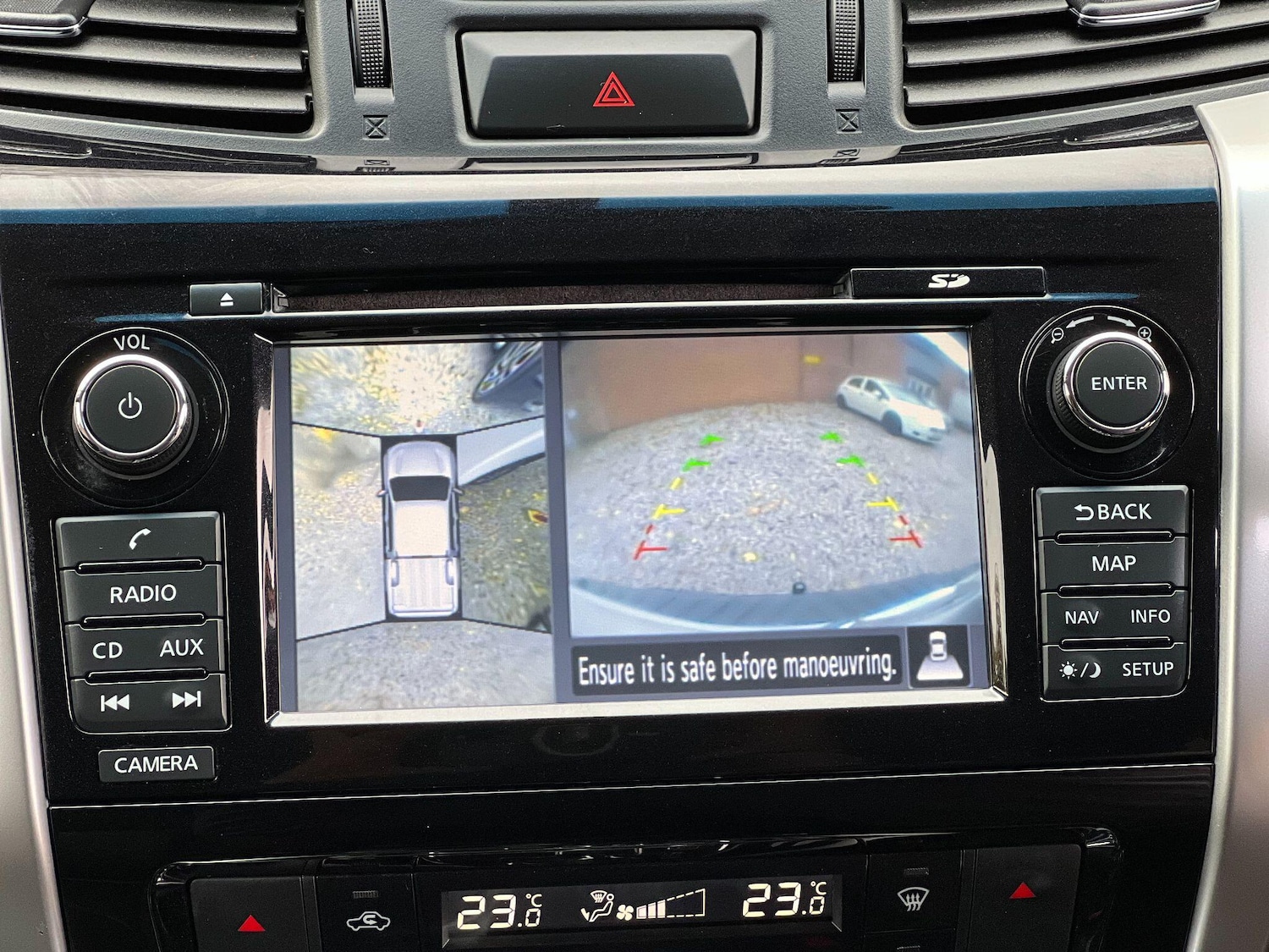 Used Nissan Navara 2017 for sale - 76989869: Photo 27