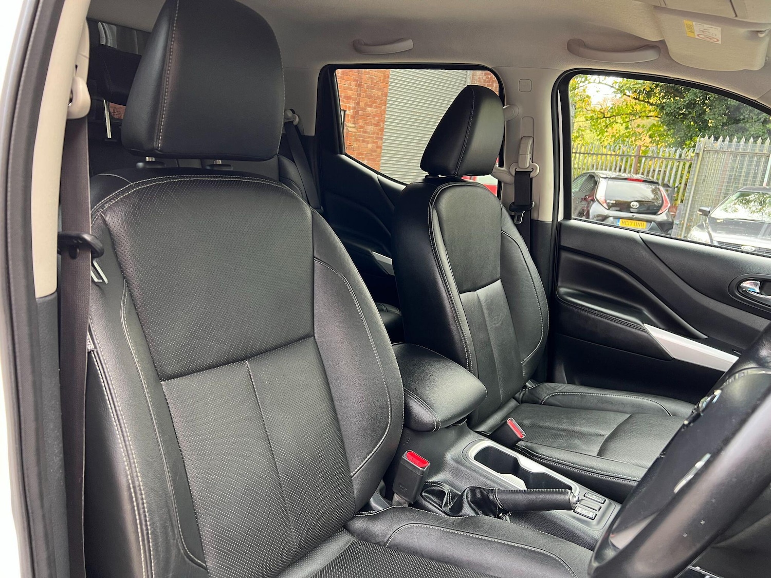 Used Nissan Navara 2017 for sale - 76989869: Photo 29