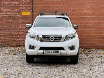 Used Nissan Navara 2017 for sale - 76989869: Photo