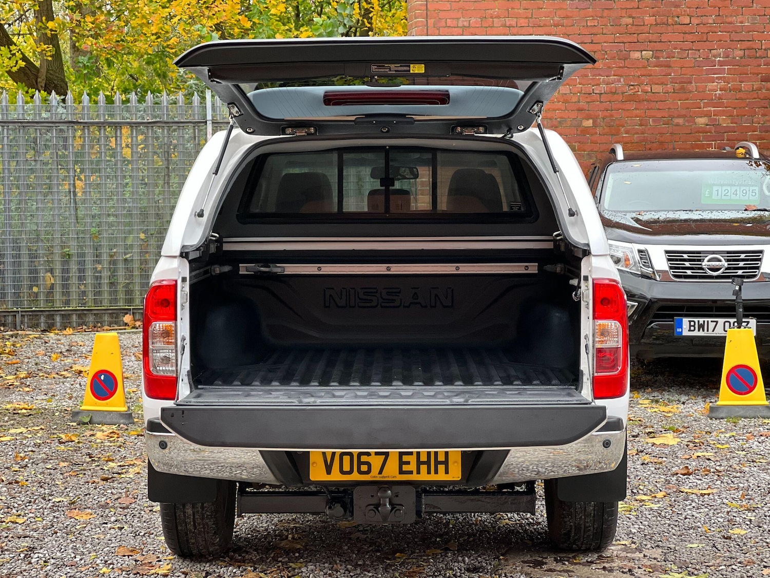 Used Nissan Navara 2017 for sale - 76989869: Photo 44