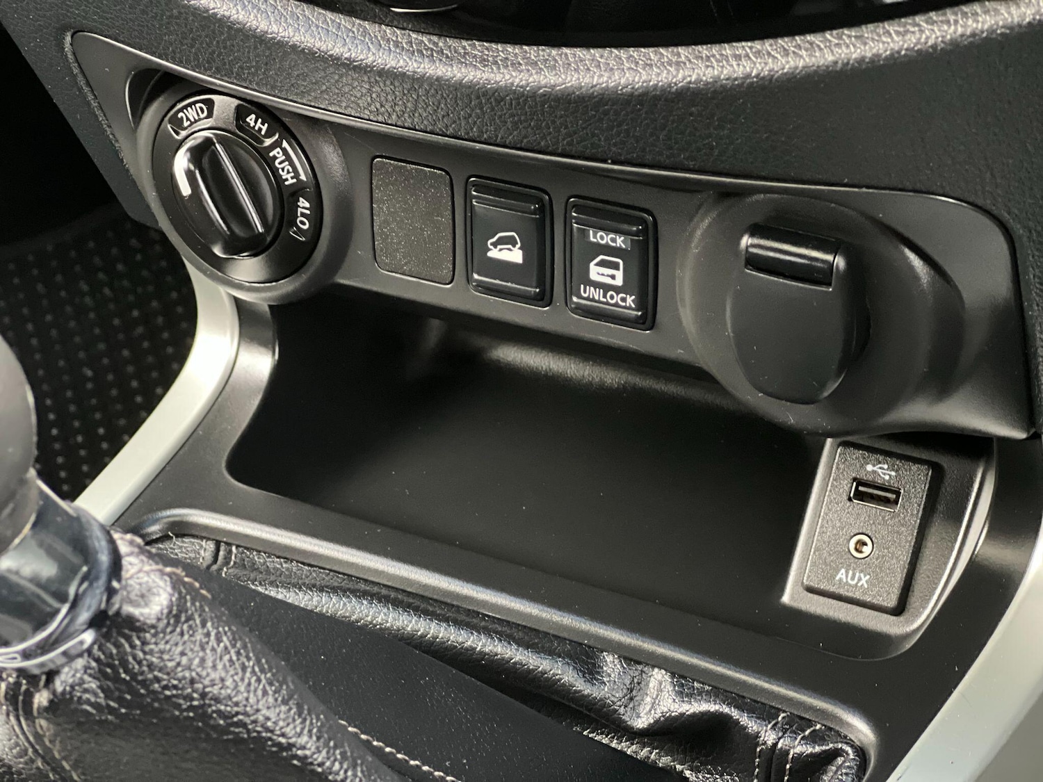 Used Nissan Navara 2017 for sale - 76484918: Photo 23