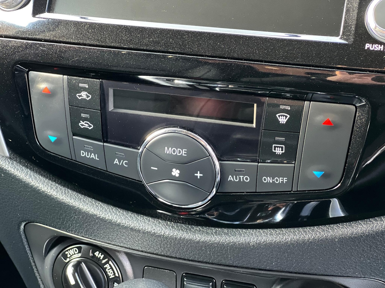 Used Nissan Navara 2019 for sale - 77344786: Photo 11